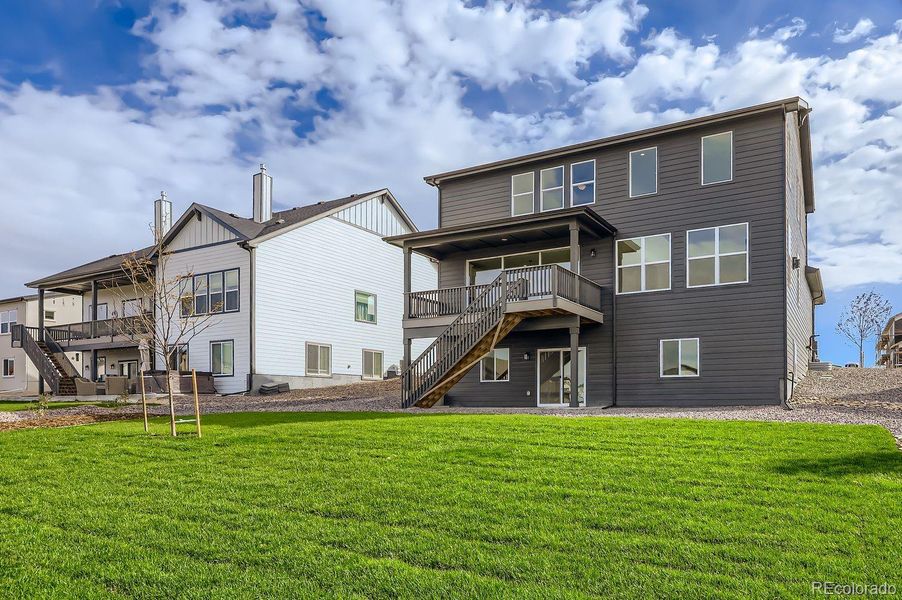 Exterior details and patio area of a home in Timber Ridge, Colorado Springs (Image 17).
