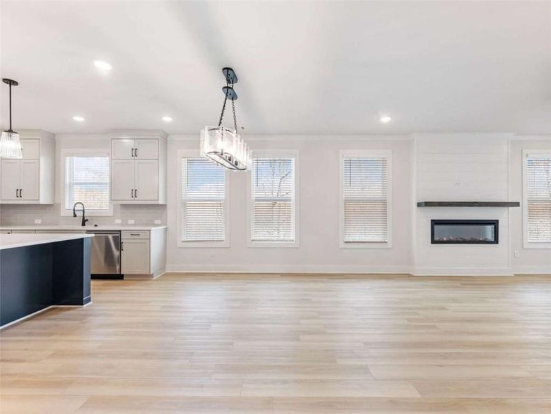 Spacious, unfurnished interior of a new home in , Buford (Image 36).