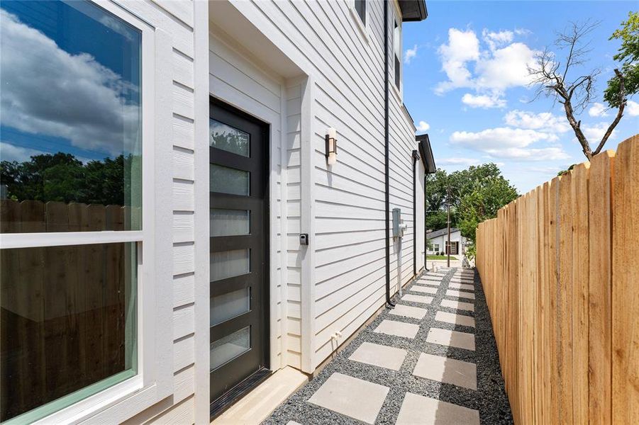 Exterior details and patio area of a home in , Dallas (Image 3).