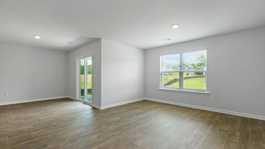 Spacious, unfurnished interior of a new home in Hunter's Branch, Hopkins (Image 21).