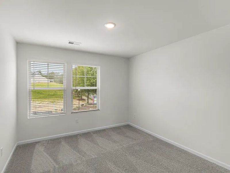 Spacious, unfurnished interior of a new home in Providence Station at Trolley Run, Aiken (Image 17).