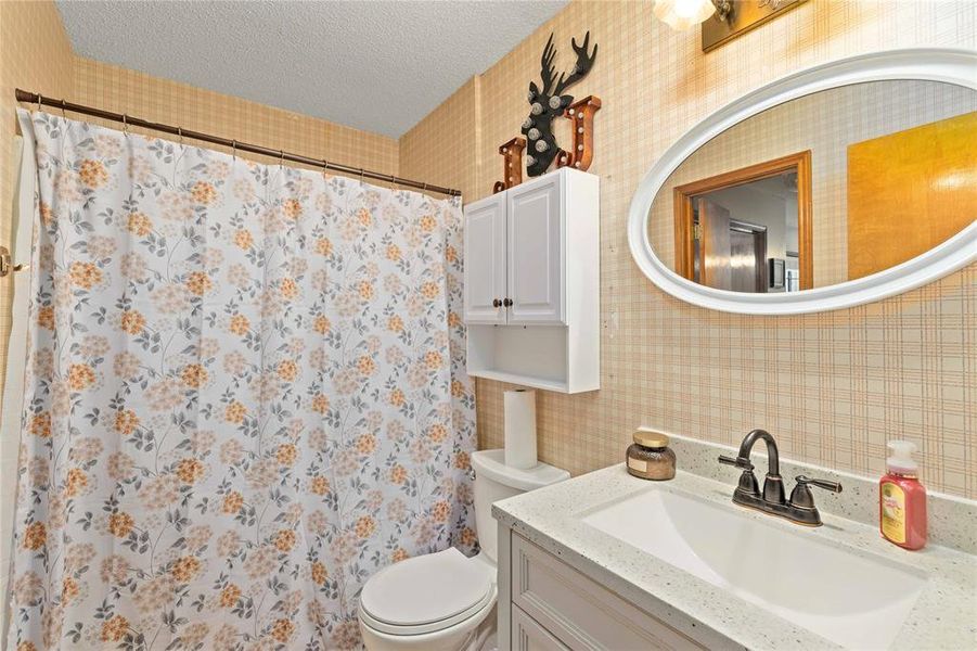 Furnished interior view inside a new home in , Brownwood (Image 31).