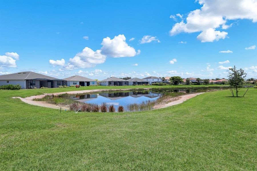Community amenities in , Naples (Image 31). Community amenities in , Naples (Image 31).