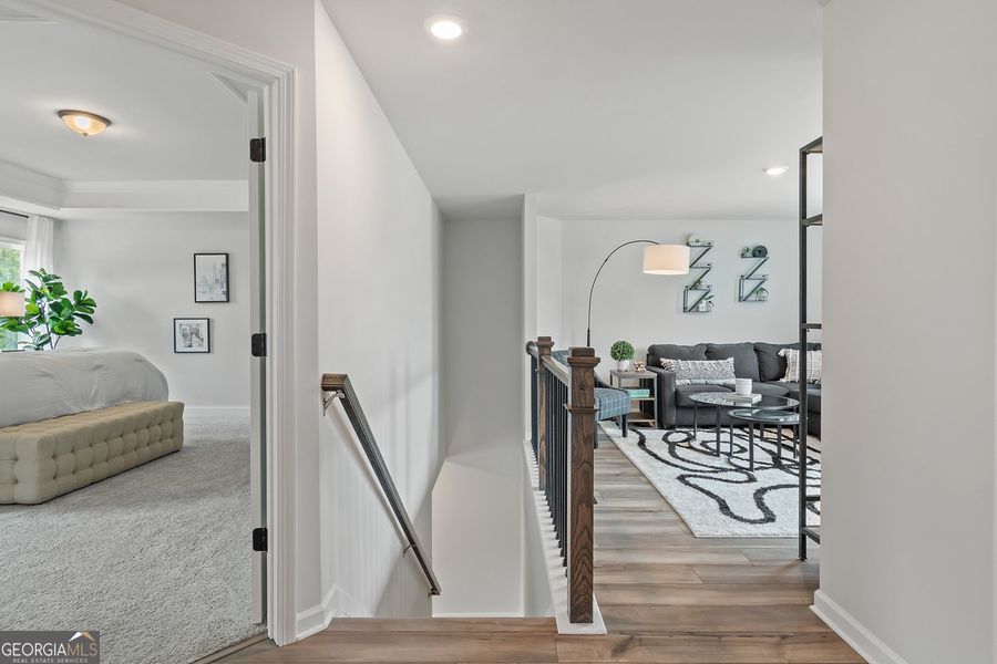 Furnished interior view inside a new home in Ponderosa Farms Manor, Gainesville (Image 59).