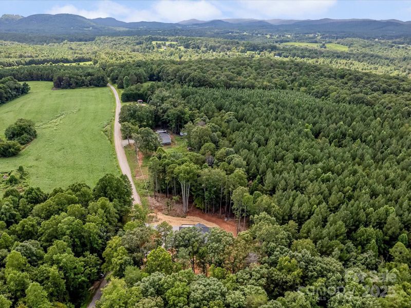 Image 32 of a home in . Image 32 of a home in .