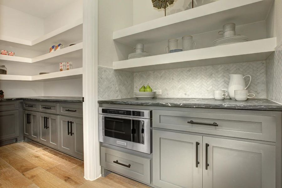 The Lauren II Pantry The Lauren II Pantry