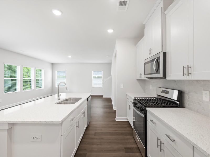 Welcome to the Brentwood floorplan at Holland Park.