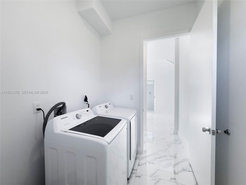 Image 76 of a home in .