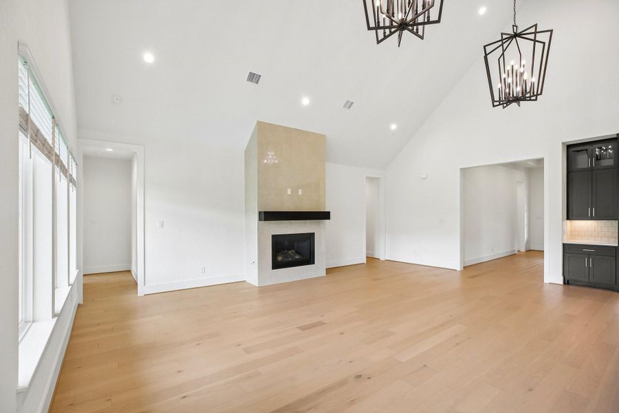 Spacious, unfurnished interior of a new home in Homestead Hill, New Waverly (Image 38).