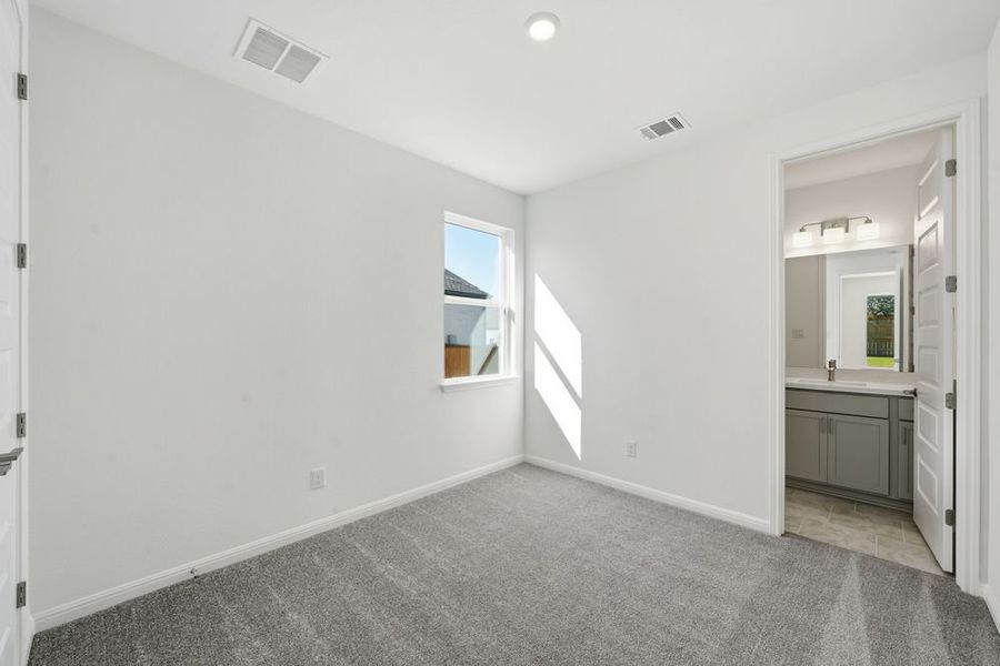 Spacious, unfurnished interior of a new home in Parkside on the River, Georgetown (Image 21). Spacious, unfurnished interior of a new home in Parkside on the River, Georgetown (Image 21).