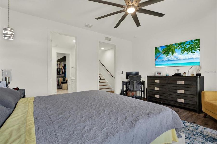Furnished interior view inside a new home in , Pinellas Park (Image 32).