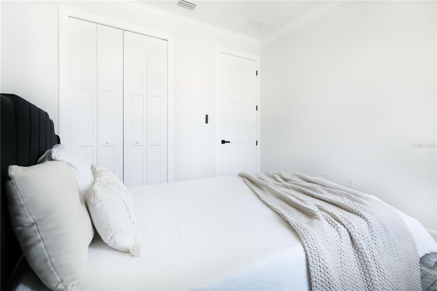 Close-up of interior finishes inside a home in , Port Charlotte (Image 20).
