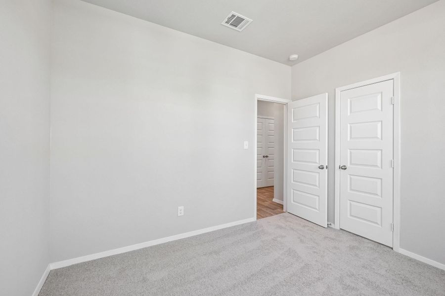 Spacious, unfurnished interior of a new home in Harvest Ridge, Elgin (Image 24). Spacious, unfurnished interior of a new home in Harvest Ridge, Elgin (Image 24).