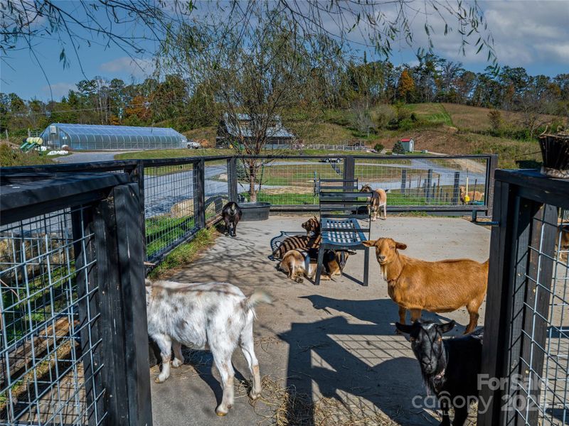 Image 38 of a home in .