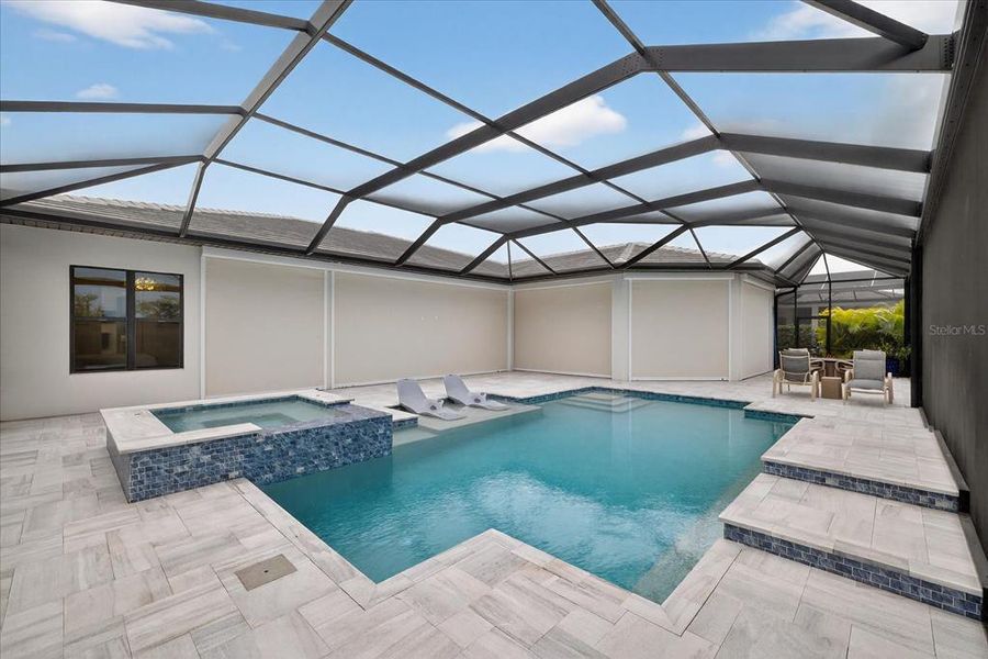 Exterior details and patio area of a home in , Bradenton (Image 36).