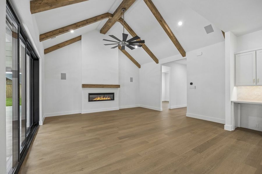 Representative unfurnished interior of a home built from the The Cedarcrest by Lillian Custom Homes in The Arbors Midlothian, Midlothian (Image 21).