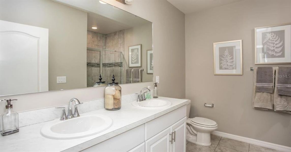 Furnished interior view inside a new home in Spring Hill, Spring Hill (Image 10).