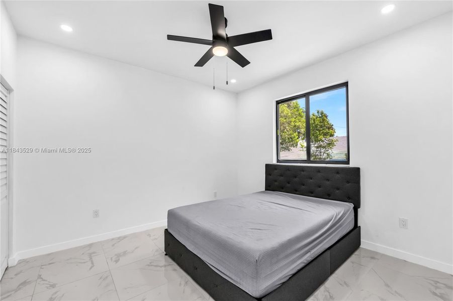 Furnished interior view inside a new home in , Pompano Beach (Image 7).