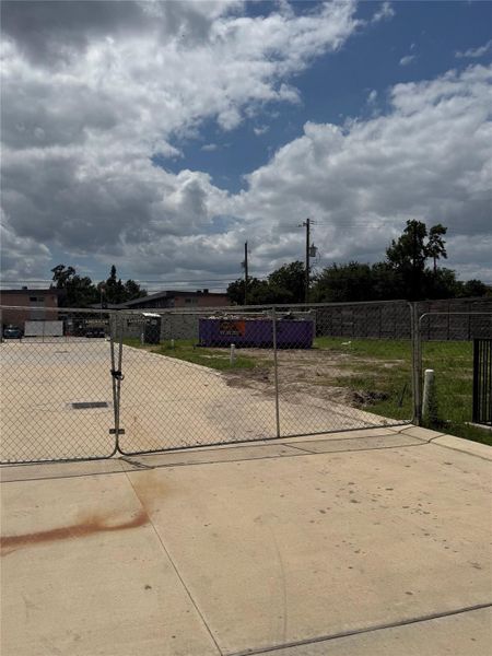 Community amenities in , Houston (Image 14).