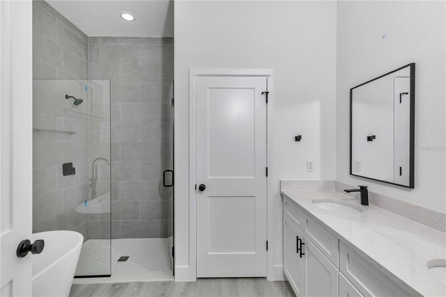 Furnished interior view inside a new home in , Ocala (Image 16).