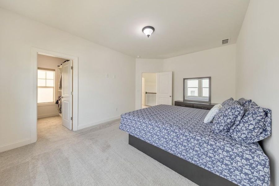 Furnished interior view inside a new home in , Woodstock (Image 37).