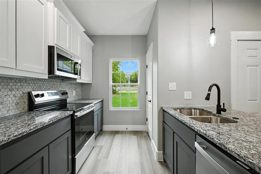 Furnished interior view inside a new home in , Pottsboro (Image 8).