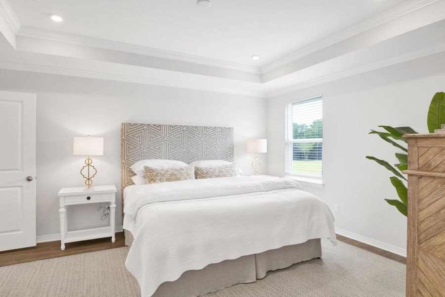 Representative furnished interior of a home built from the Ashton by Maronda Homes in Seminole Bend, Pensacola (Image 17).