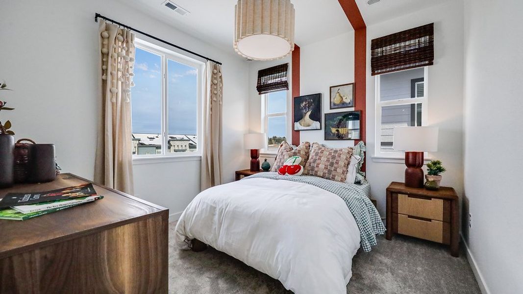 2581 Overlook Bed2 F3