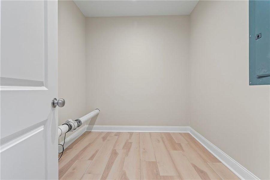 Spacious, unfurnished interior of a new home in , Gainesville (Image 67).