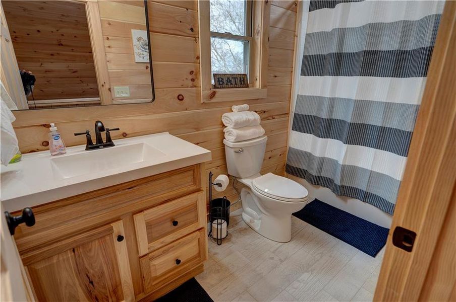 Furnished interior view inside a new home in , Ranger (Image 19).