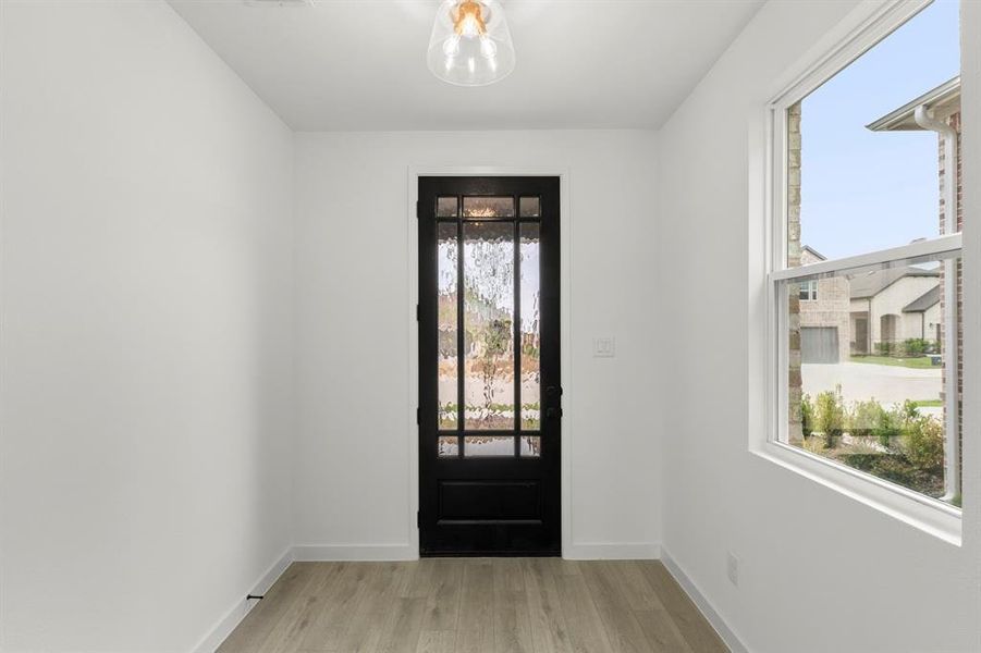03. 14201 Gallatin - Entry