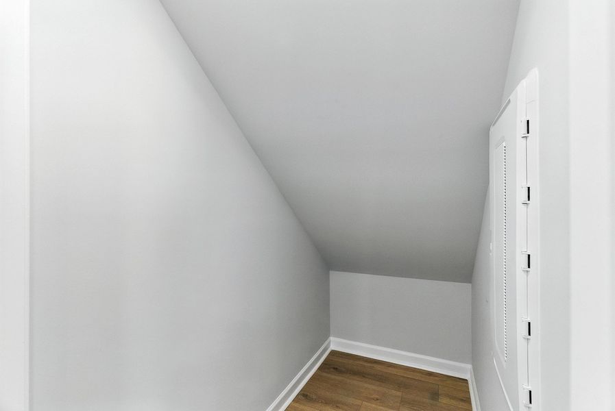 Image 24 of a home in Landmark Commons.