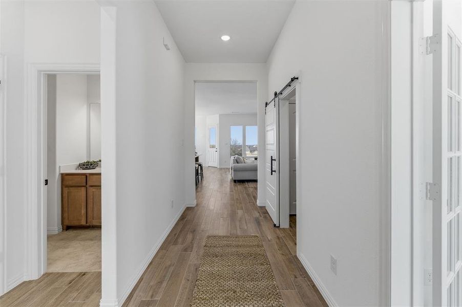 Spacious, unfurnished interior of a new home in Oak Grove Addition, Springtown (Image 17).