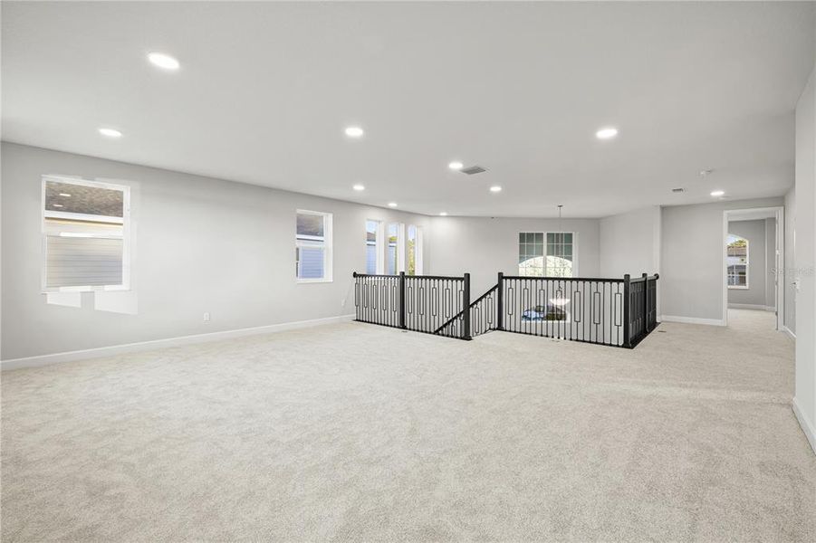 Spacious, unfurnished interior of a new home in , Winter Garden (Image 49). Spacious, unfurnished interior of a new home in , Winter Garden (Image 49).