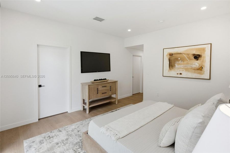 Furnished interior view inside a new home in , Miami (Image 9).