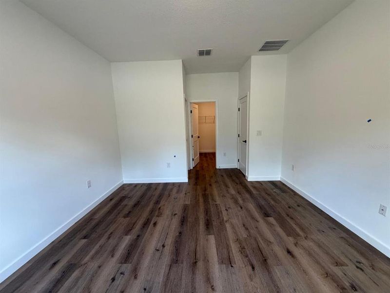 Spacious, unfurnished interior of a new home in , Dunnellon (Image 31). Spacious, unfurnished interior of a new home in , Dunnellon (Image 31).