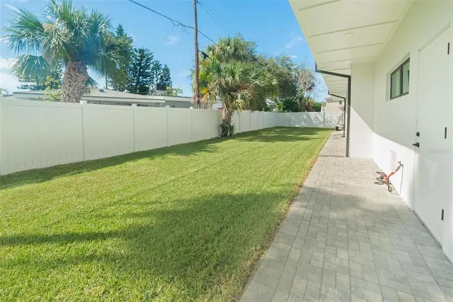 Exterior details and patio area of a home in , Madeira Beach (Image 33).