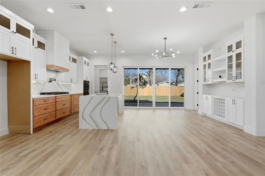 Furnished interior view inside a new home in , Dallas (Image 8).