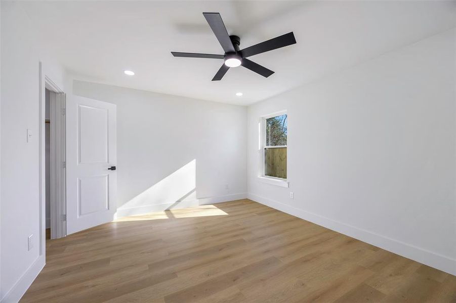 Spacious, unfurnished interior of a new home in , Dallas (Image 15).