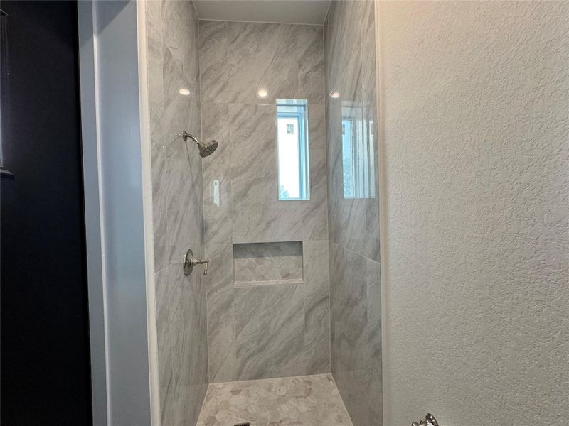Full outdoor bathroom