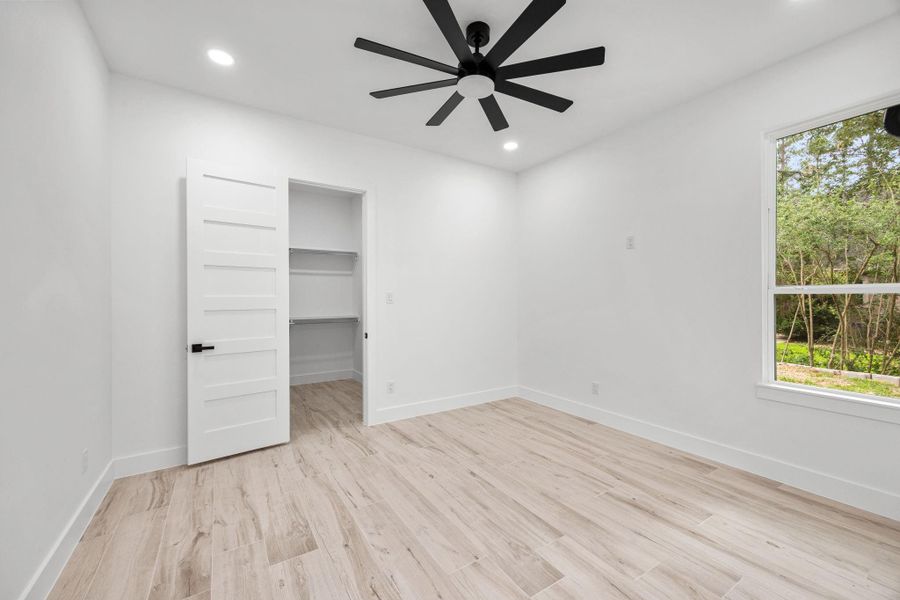 Spacious, unfurnished interior of a new home in , Montgomery (Image 38).