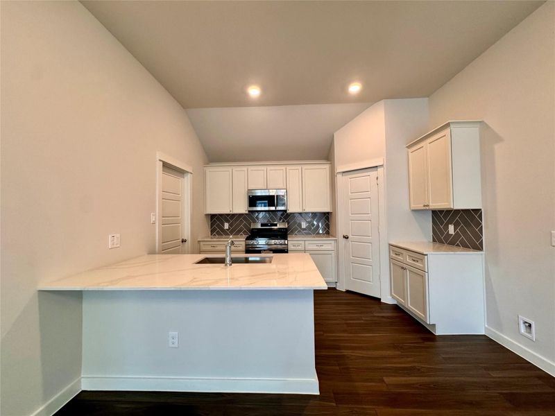 Furnished interior view inside a new home in Santa Fe, Cleveland (Image 5).