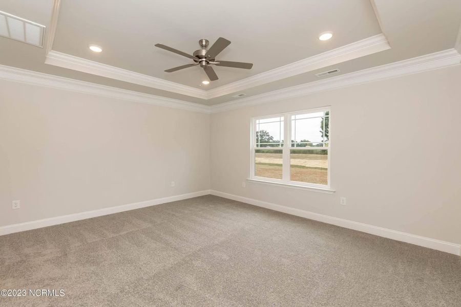 Representative unfurnished interior of a home built from the 3105 by Adams Homes in Parkland Place, Pace (Image 21).