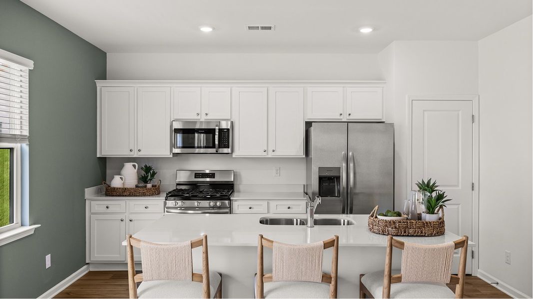 Parker Core N103 Charleston Kitchen 1of4 F1 Base2 060625 Parker Core N103 Charleston Kitchen 1of4 F1 Base2 060625