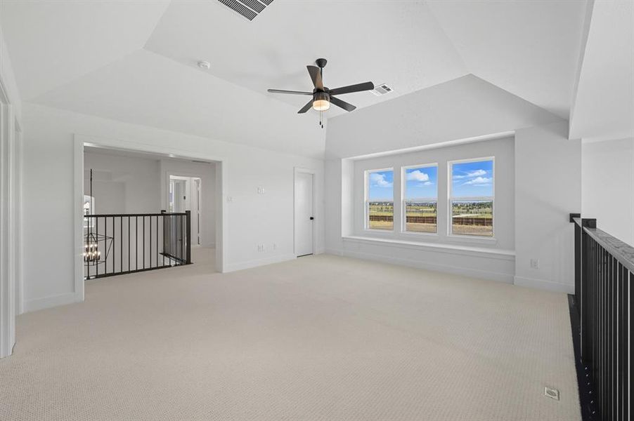 Spacious, unfurnished interior of a new home in Star Trail: 55ft. lots, Prosper (Image 16). Spacious, unfurnished interior of a new home in Star Trail: 55ft. lots, Prosper (Image 16).