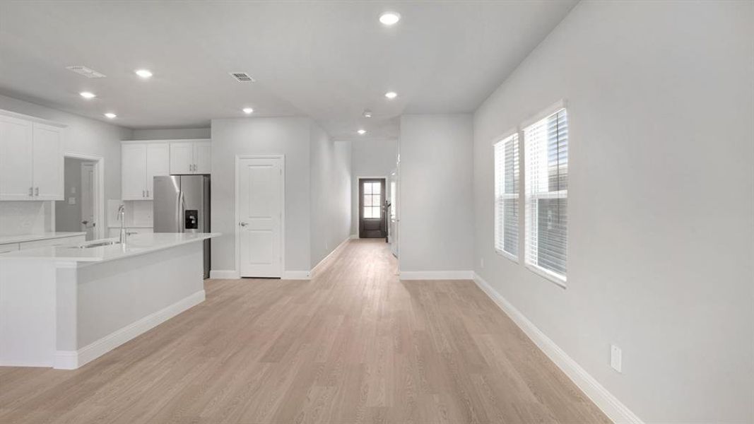 Photo is not of the actual home, but is an inspirational photo of builder’s model home and may depict options, furnishings, and/or decorator features that are not included. Photo is not of the actual home, but is an inspirational photo of builder’s model home and may depict options, furnishings, and/or decorator features that are not included.