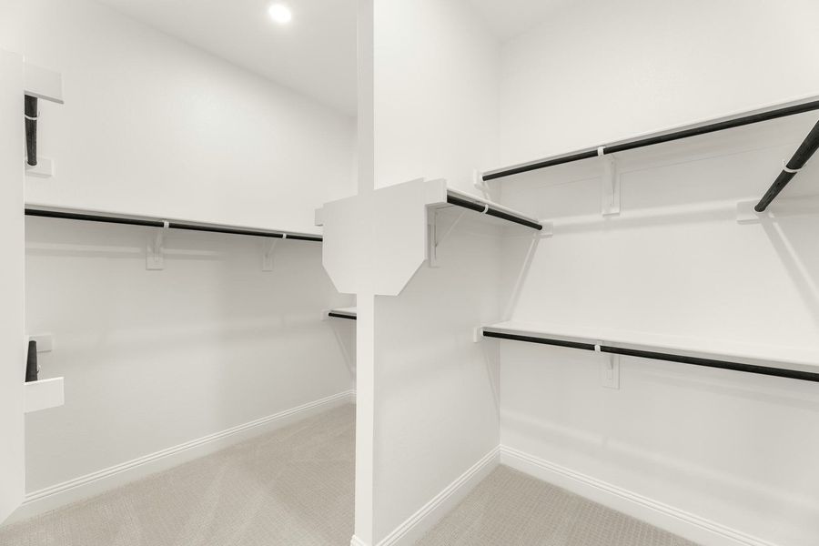 Spacious, unfurnished interior of a new home in Las Brisas at Stoney Creek, Sunnyvale (Image 28). Spacious, unfurnished interior of a new home in Las Brisas at Stoney Creek, Sunnyvale (Image 28).