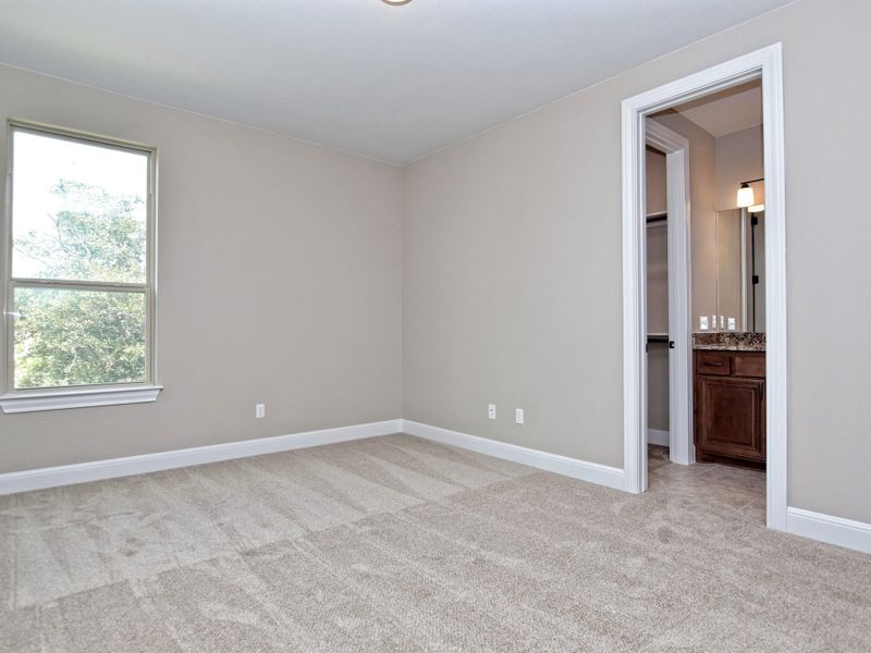 Representative unfurnished interior of a home built from the San Simeon II by Giddens Homes in Clearwater Ranch, Liberty Hill (Image 92).