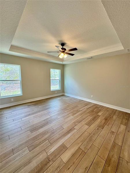 Spacious, unfurnished interior of a new home in , Dunnellon (Image 16).