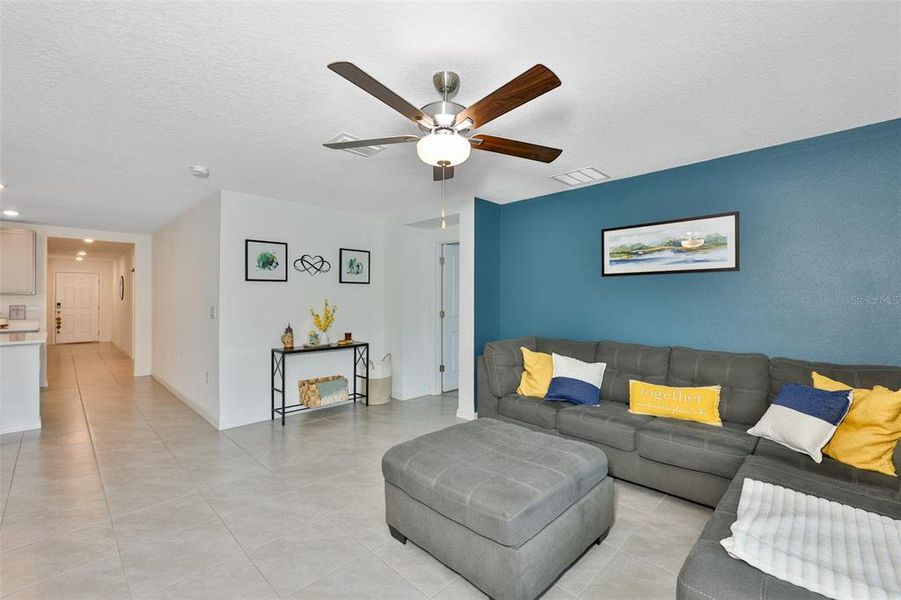 Furnished interior view inside a new home in North Park Isle, Plant City (Image 9). Furnished interior view inside a new home in North Park Isle, Plant City (Image 9).